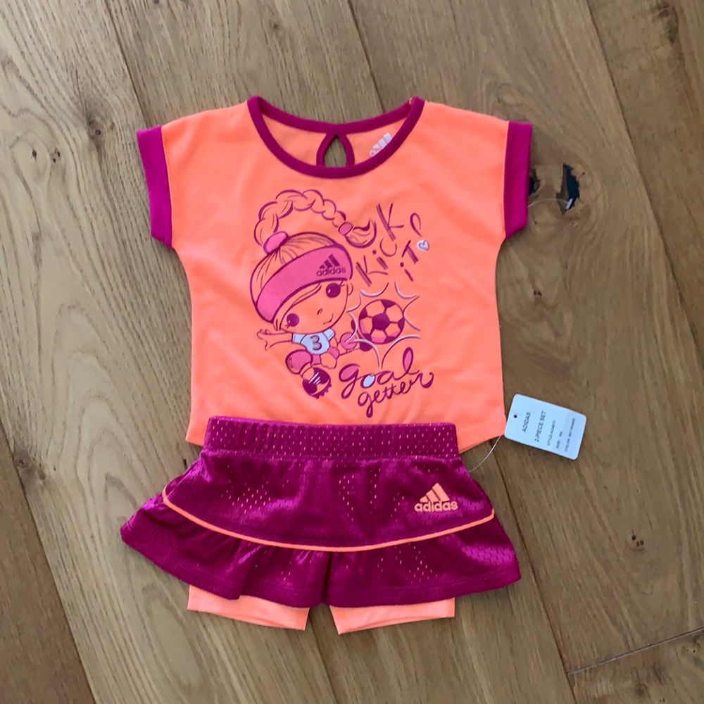 Adidas 2 piece set new with tags 6months